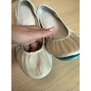 Tieks Nappa Classics Full-Grain Cream Leather Women’s Size 9